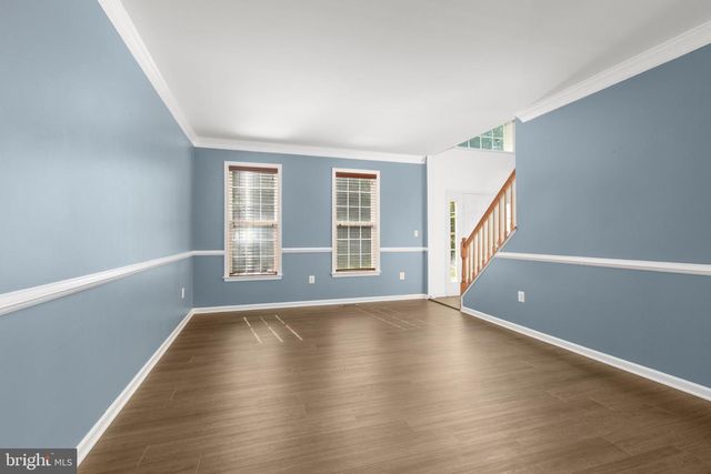 5 RETREAT LN, Fredericksburg, VA 22405