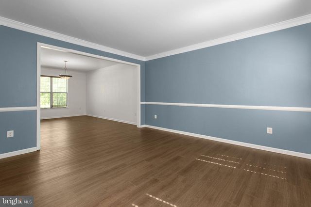 5 RETREAT LN, Fredericksburg, VA 22405