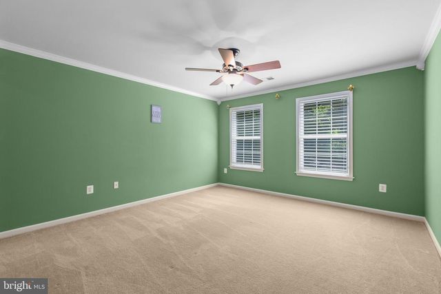 5 RETREAT LN, Fredericksburg, VA 22405