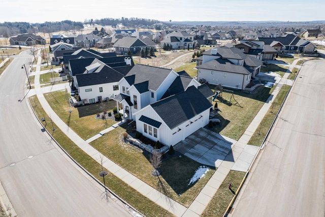 4872 Augusta Drive, Middleton, WI 53597