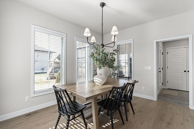 4872 Augusta Drive, Middleton, WI 53597