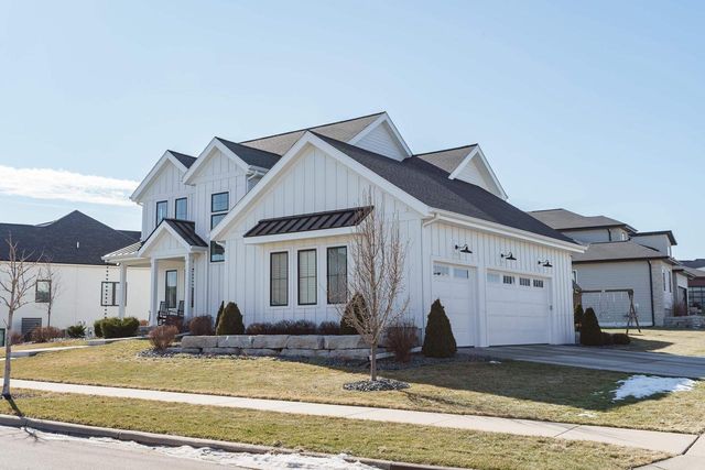 4872 Augusta Drive, Middleton, WI 53597