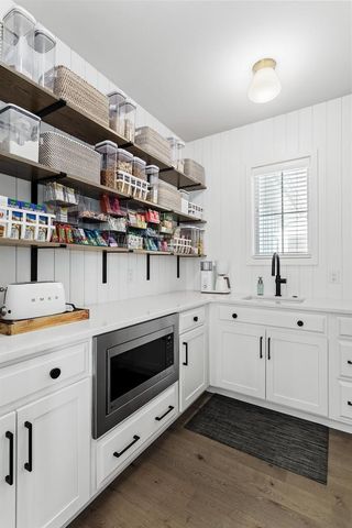 4872 Augusta Drive, Middleton, WI 53597