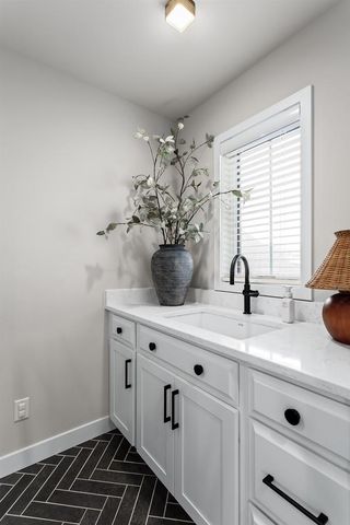 4872 Augusta Drive, Middleton, WI 53597