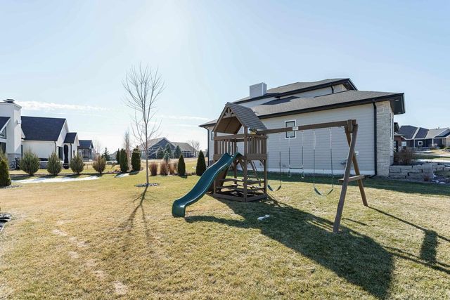 4872 Augusta Drive, Middleton, WI 53597