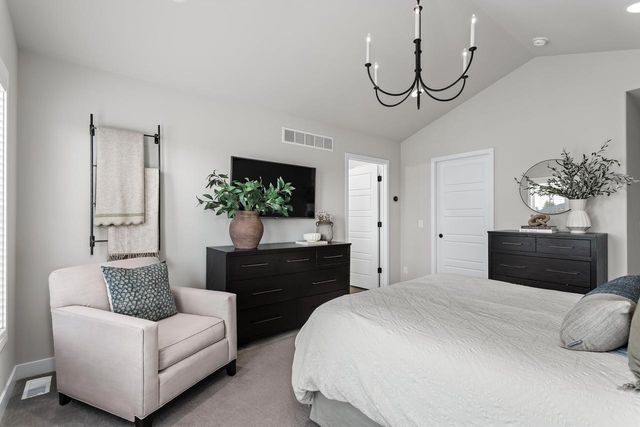 4872 Augusta Drive, Middleton, WI 53597