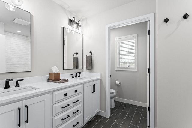 4872 Augusta Drive, Middleton, WI 53597