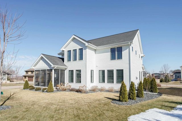4872 Augusta Drive, Middleton, WI 53597