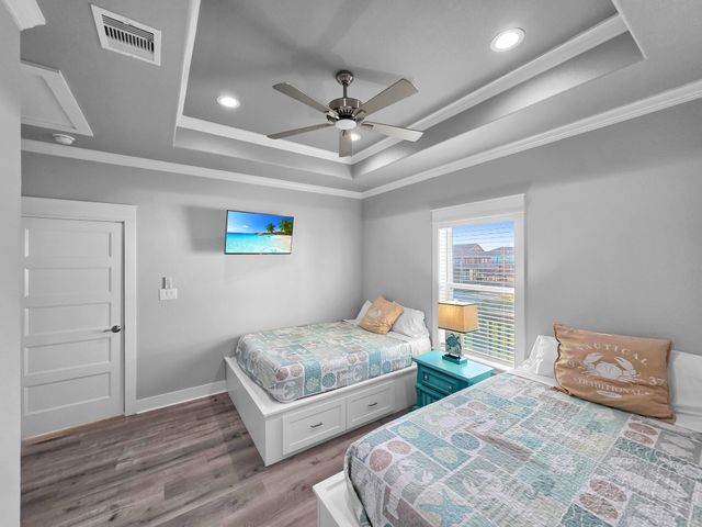 866 Wommack, Crystal Beach, TX 77650