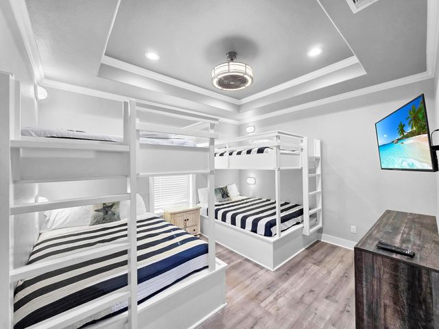 866 Wommack, Crystal Beach, TX 77650