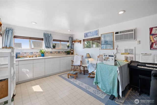 13021 Road 12.7 NW, Quincy, WA 98848