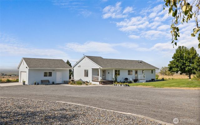 13021 Road 12.7 NW, Quincy, WA 98848