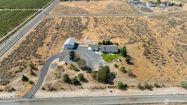 13021 Road 12.7 NW, Quincy, WA 98848