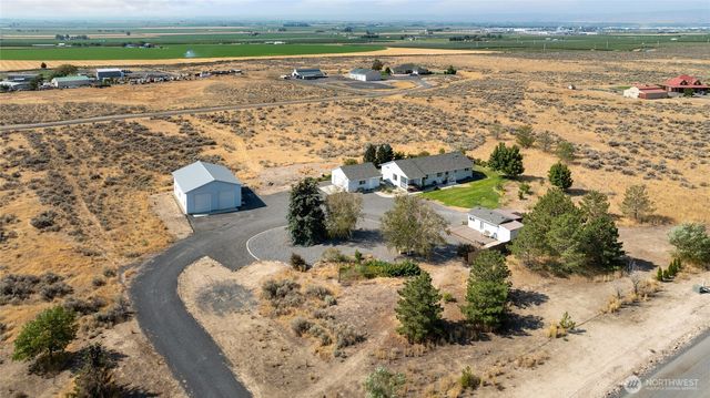 13021 Road 12.7 NW, Quincy, WA 98848