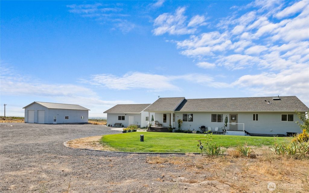 13021 Road 12.7 NW, Quincy, WA 98848