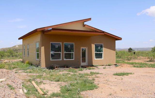 416 Sagebrush Road, Alpine, TX 79830