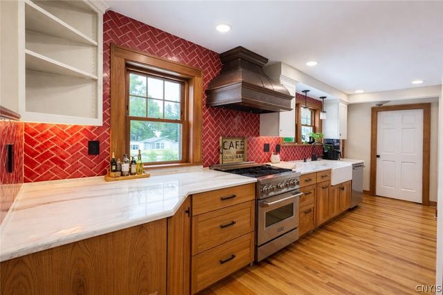 14 North Hunter Avenue, Sennett, NY 13021