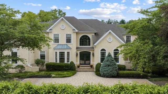 14 LONGMEADOW ST, Newtown, PA 18940