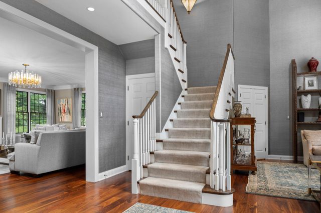 14 LONGMEADOW ST, Newtown, PA 18940