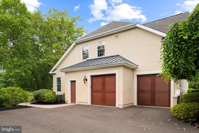 14 LONGMEADOW ST, Newtown, PA 18940