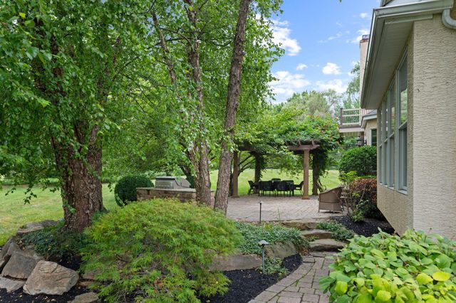 14 LONGMEADOW ST, Newtown, PA 18940