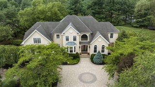 14 LONGMEADOW ST, Newtown, PA 18940