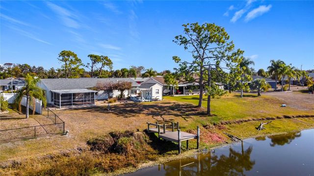 4065 FONTAINEBLEAU STREET, North Port, FL 34287