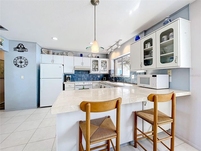 4065 FONTAINEBLEAU STREET, North Port, FL 34287