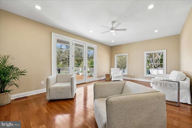 12900 GLEN RD, North Potomac, MD 20878