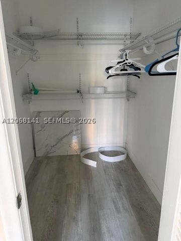 901 NE 14th Ave 305, Hallandale Beach, FL 33009