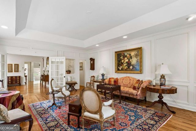 3685 Peachtree Road NE 16, Atlanta, GA 30319
