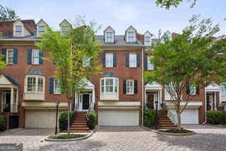 3685 Peachtree Road NE 16, Atlanta, GA 30319