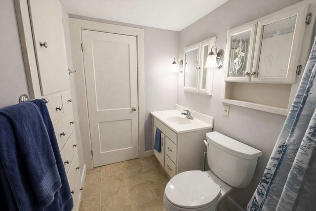 30 Brookhaven Rd, Worcester, MA 01606