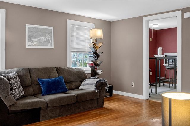 30 Brookhaven Rd, Worcester, MA 01606