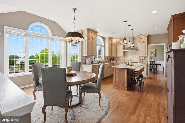 5266 WINDTREE DR, Doylestown, PA 18902