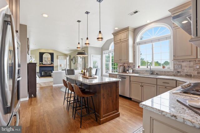 5266 WINDTREE DR, Doylestown, PA 18902