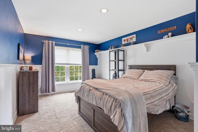 5266 WINDTREE DR, Doylestown, PA 18902