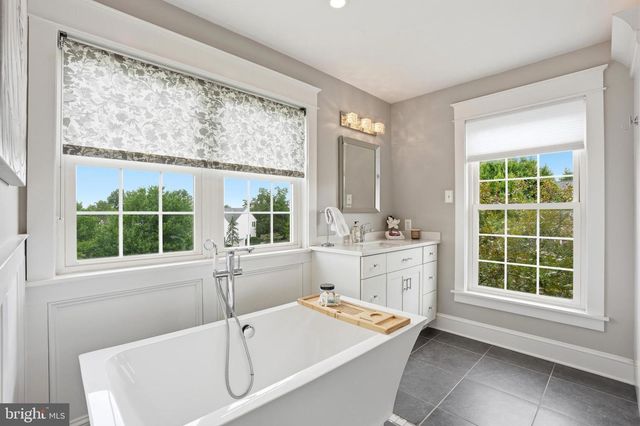 5266 WINDTREE DR, Doylestown, PA 18902