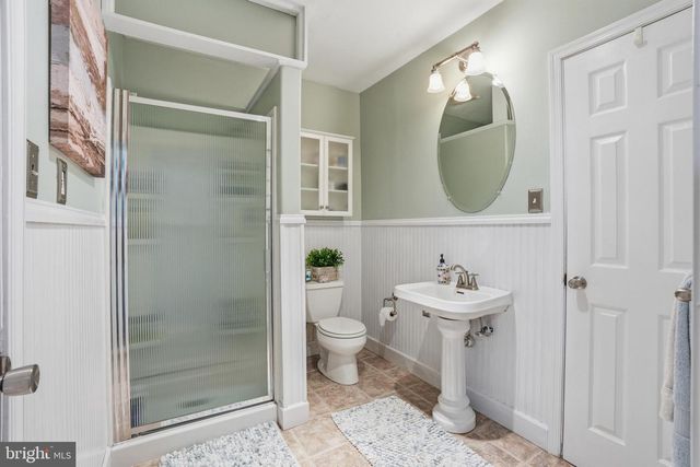 5266 WINDTREE DR, Doylestown, PA 18902