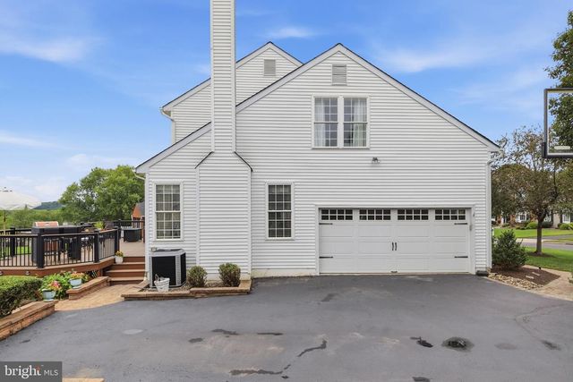 5266 WINDTREE DR, Doylestown, PA 18902