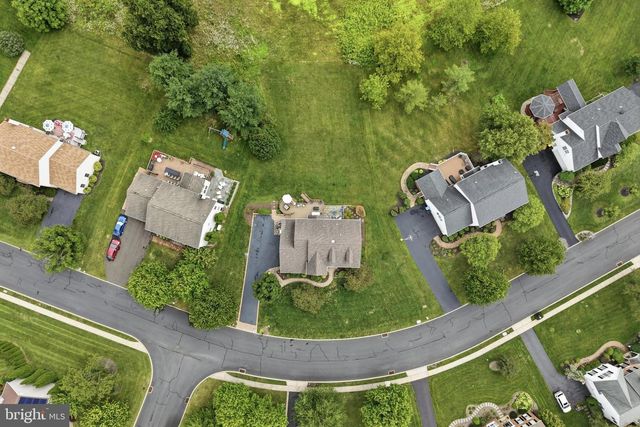 5266 WINDTREE DR, Doylestown, PA 18902