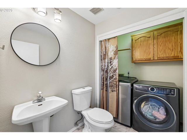 22240 Sw MARTINAZZI Ave, Tualatin, OR 97062