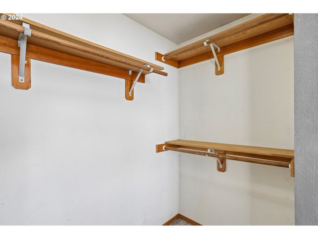 22240 Sw MARTINAZZI Ave, Tualatin, OR 97062