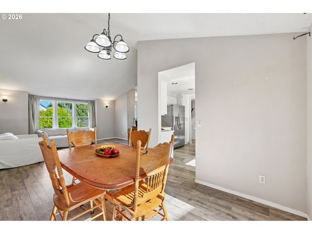 22240 Sw MARTINAZZI Ave, Tualatin, OR 97062