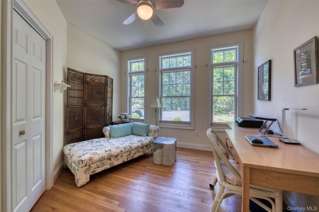 78 Channing Cross, Hampton Bays, NY 11946