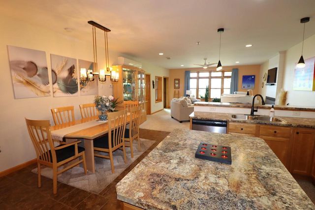 2729 Lake Shore Dr E, Ashland, WI 54806