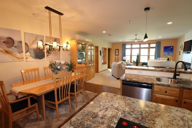 2729 Lake Shore Dr E, Ashland, WI 54806