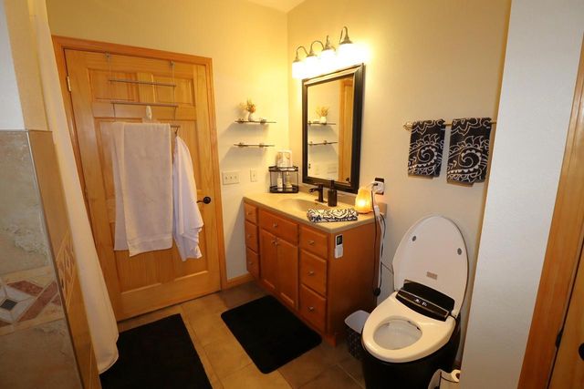 2729 Lake Shore Dr E, Ashland, WI 54806