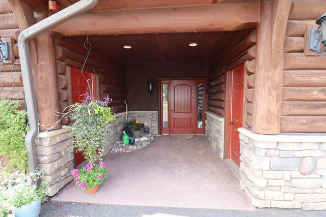 2729 Lake Shore Dr E, Ashland, WI 54806