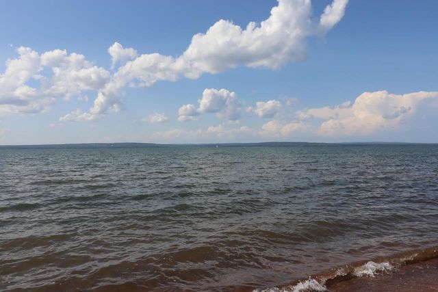 2729 Lake Shore Dr E, Ashland, WI 54806